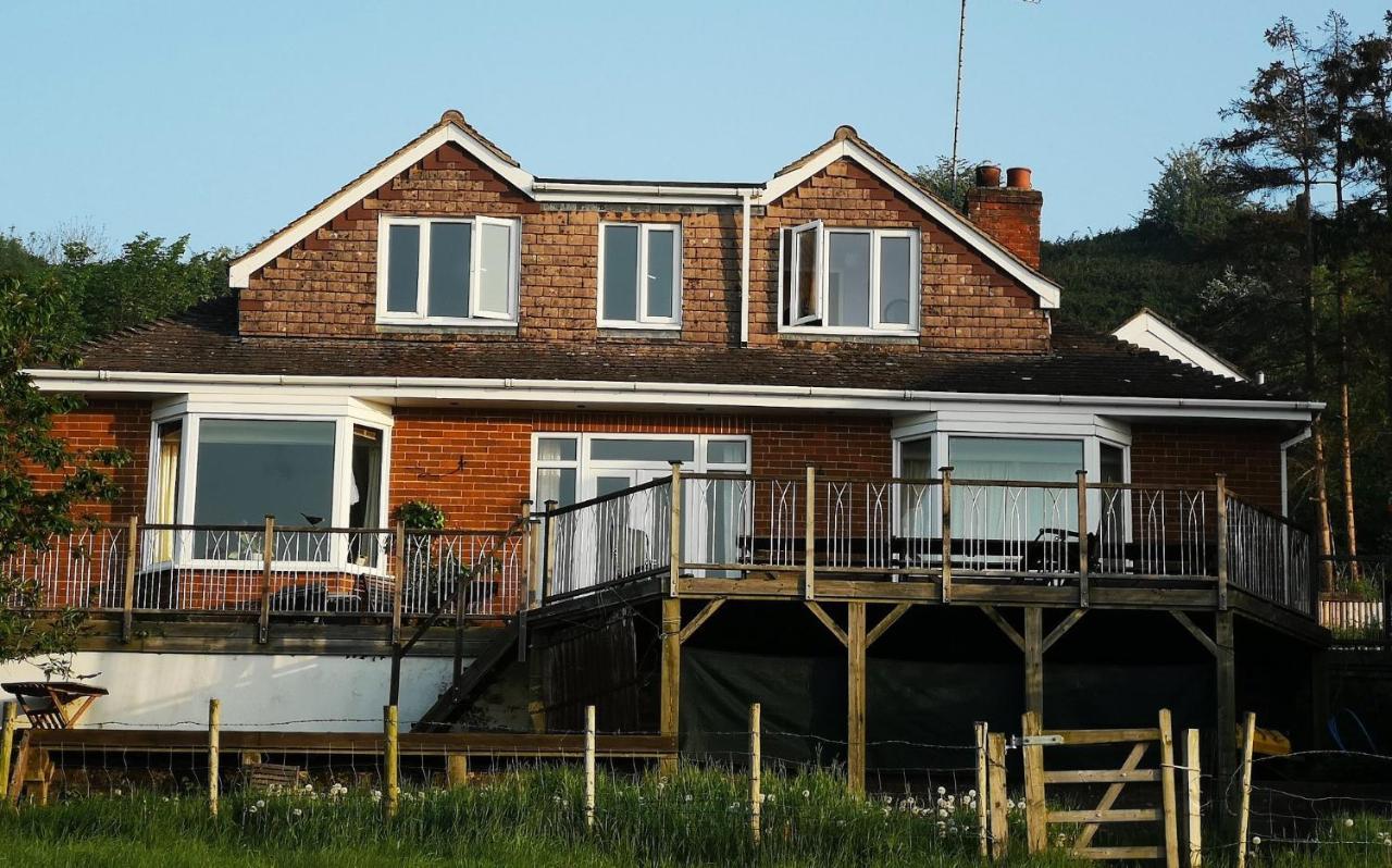 Healing Waters Sanctuary For Exclusive Private Hire And Self Catering Board, Vegetarian, Alcohol & Wifi Free Retreat In 글라스턴버리 외부 사진